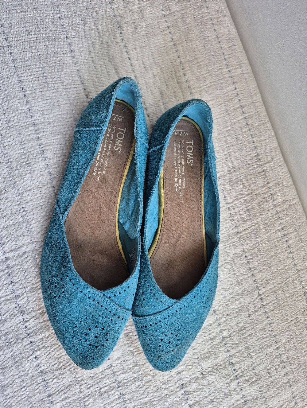 Toms Perforated Suede Ballet Flats In Turquoise Size 7.5